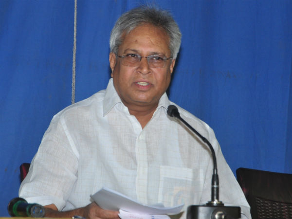 ఉండ‌వ‌ల్లి స‌మావేశానికి హాజ‌రు..ఇక్క‌డ నో..