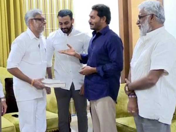 పురంధేశ్వరి పార్టీ మారరు, అవసరమైతే