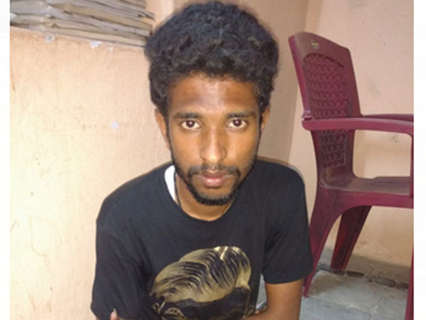 Ravali, the woman who was set on fire by a stalker today