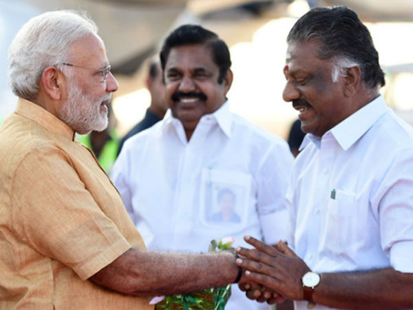 బీజేపీతో కలిసి వెళితే అన్నాడీఎంకేకు లాభిస్తుంది: విశ్లేషకులు బీజేపీతో కలిసి వెళితే అన్నాడీఎంకేకు లాభిస్తుంది: విశ్లేషకులు