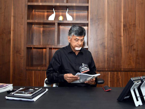  దేవినేని అవినాష్ ఆగ్రహం