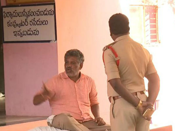  YSRCP MLA Chevireddy Bhaskar Reddy arrested by police 