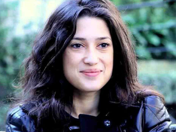 గత చరిత్ర అంతా రక్తసిక్తమే