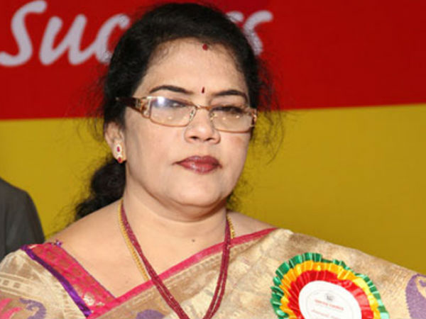 పార్టీలో చేరిన కిల్లి కృపారాణి..