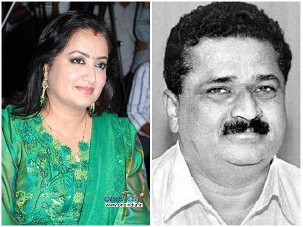 రెబల్ స్టార్ ఫ్యాన్స్ వార్నింగ్