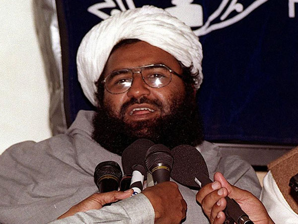 రెడ్ కార్నర్ నోటీస్ జారీ చేసిన ఇంటర్ పోల్.. రెడ్ కార్నర్ నోటీస్ జారీ చేసిన ఇంటర్ పోల్..