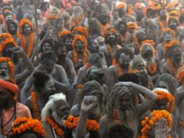 నాగసాధువులుగా మారిన డాక్టర్లు, ఇంజినీర్లు