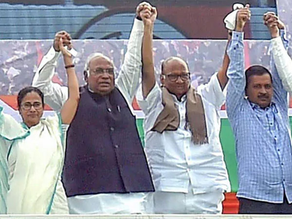 రాష్ట్రంలో విబేధాలు...దేశ ప్రయోజనాల కోసమే...