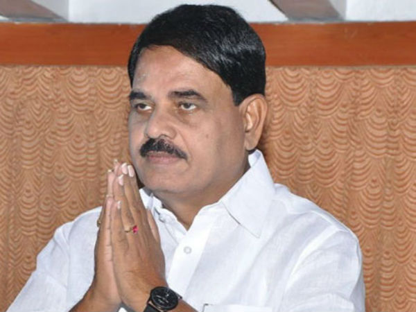 పుట్ట‌ప‌ర్తి రాజ‌కీయాల్లో ప‌రిటాల కుటుంబం జోక్యం..