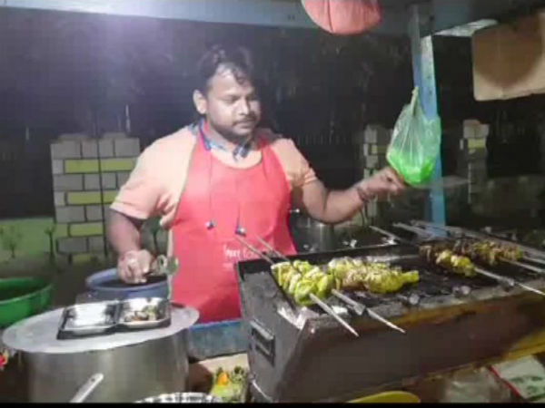 Say Pakistan Murdabad at this Chhattisgarh food stall, get Rs 10 off on chicken leg piece Say Pakistan Murdabad at this Chhattisgarh food stall, get Rs 10 off on chicken leg piece