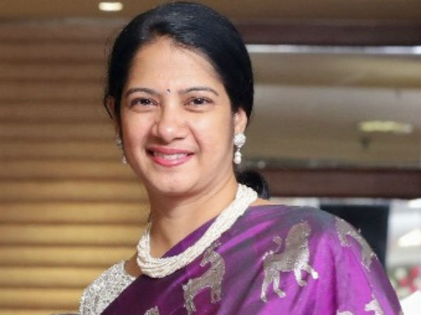  క్యాంపెయినిగ్ అండ్ పబ్లిసిటీ విభాగం చైర్మన్‌గా ఉషశ్రీ 