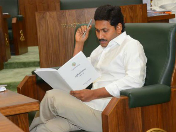 ముఖ్యమంత్రి పదవి అంటే తమాషానా?