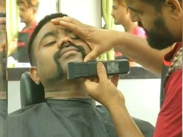 అభినందన్ మీసాలకు ఫిదా