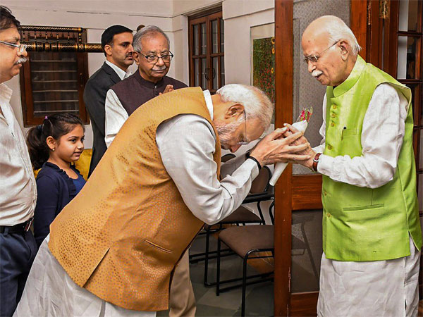 అద్వానీ రాజకీయ జీవితం