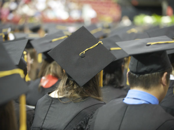 ఫార్మింగ్ టన్ తో మసకబారిన పేరు