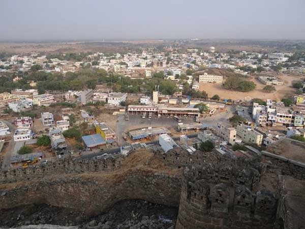 భువనగిరి పెండింగ్ ఇందుకే .. 28తో ముగియనున్న ఉపసంహరణ గడువు