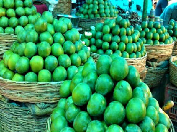 సుమోటో గా స్వీకరించిన హైకోర్టు ,