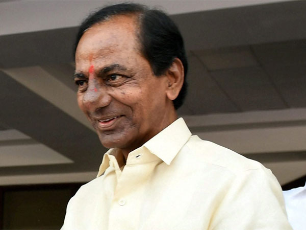 ఇందూరు జెడ్పీపై గులాబీ జెండా