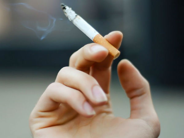 పొగ వల్ల అనర్దాలు ఎన్నో..! ఐనా బానిసలవుతున్న టీనేజర్లు..!! పొగ వల్ల అనర్దాలు ఎన్నో..! ఐనా బానిసలవుతున్న టీనేజర్లు..!!