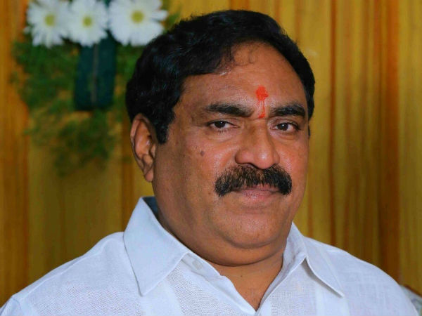 మంత్రిగా బాధ్యతలు చేపట్టిన తొలినాళ్ళలోనే సర్పంచ్ లకు వార్నింగ్ 