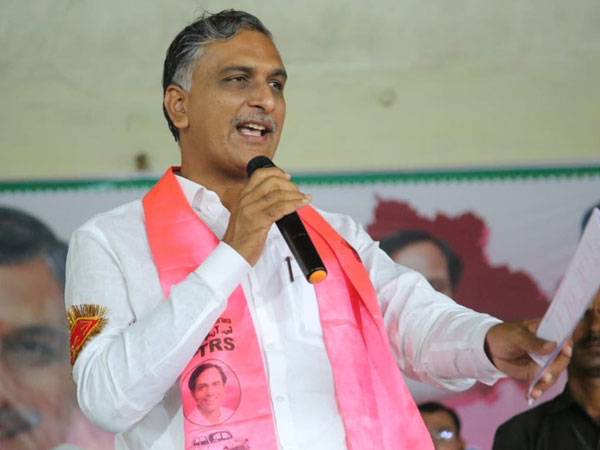 మూడు నియోజకవర్గాలకు బాద్య‌త‌ ముఖ్యమంత్రిదే..! హ‌రీష్ ను ప‌రిగ‌న‌లోకి తీసుకోని సీయం..!!