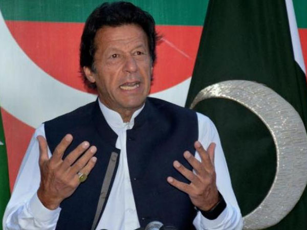 అబద్దాలను వల్లెవేసింది ..