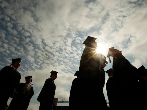 ఆరోపణలు కొట్టిపారేసిన ప్రొఫెసర్