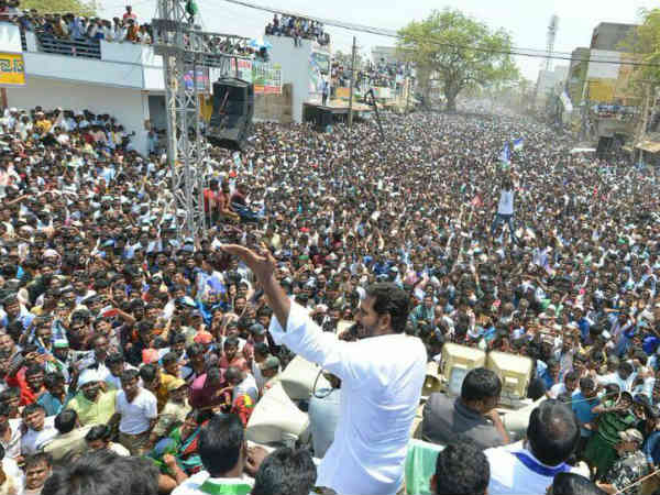  కర్నూలు సభలో జగన్ వ్యాఖ్యలు ఏపీలో హాట్ టాపిక్ 