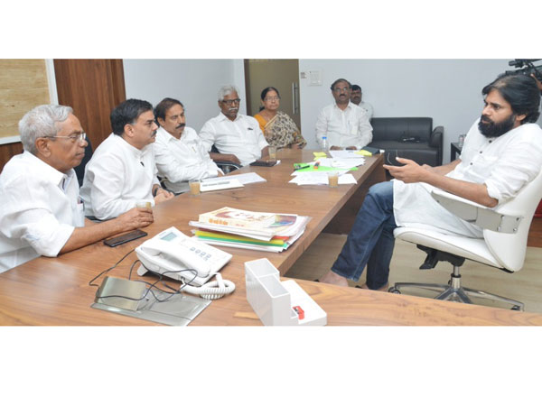 గతమెంతో ఘనం..