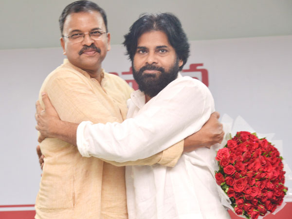 ఎట్ట‌కేల‌కు జ‌న‌సేన‌లోకి..