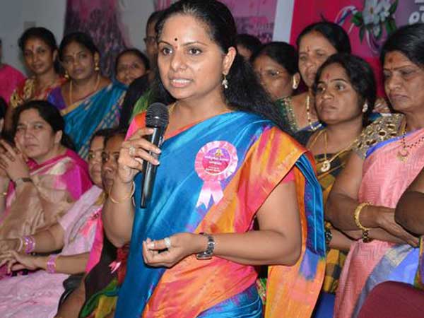 కేసీఆర్ తనయకే తప్పని తిప్పలు ... నిజామాబాద్ పోరు ఉత్కంఠ