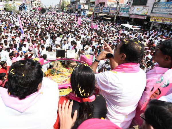 మంచిచేస్తారనుకుంటే .. నోట్లో మన్నుకొట్టాడు