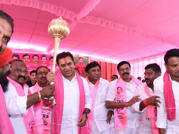 కాంగ్రెస్ 100, బీజేపీ 150 ... ప్రాంతీయ పార్టీలే కీ రోల్