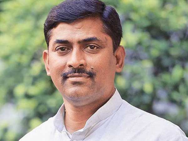 నామినేటెడ్ పోస్టు కోసం 2 కోట్లు..!