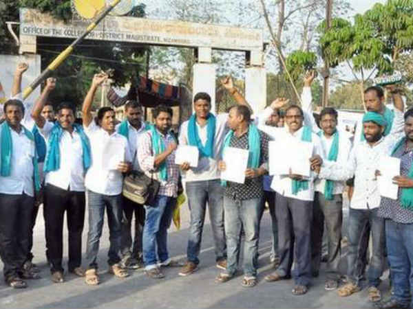 గ్రామానికి 5గురు చొప్పున నామినేషన్ల దాఖలు 