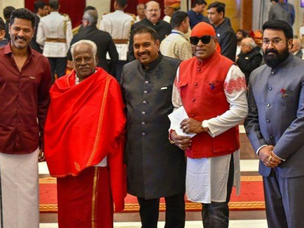 విరబూసిన పద్మాలు .. 