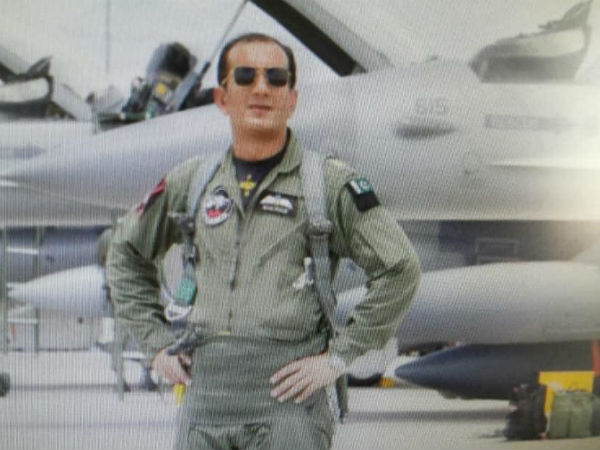 ఎఫ్-16 యుద్ధ విమానం నడిపిన వింగ్ కమాండర్ నౌమాన్ అలీఖాన్