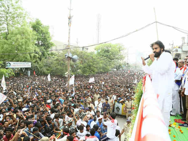 రెండు చోట్లా బ‌ల‌మైన ప్ర‌త్య‌ర్థులు..! ప‌వ‌న్ ను సొంత సామాజిక వ‌ర్గం క‌రుణిస్తుందా..?