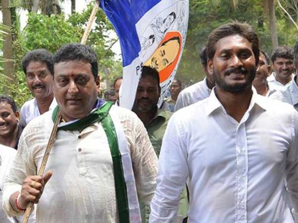  న‌టుడు పృథ్వీ కి కీల‌క బాద్య‌త‌లు..! ప్ర‌చార స‌న్నాహాలు చేస్తున్న అదిష్టానం..!!