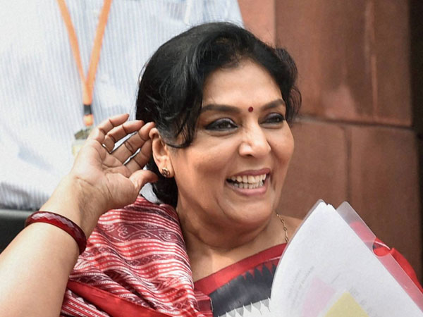 అధికార పార్టీ నేతను కాకపోవటం తో ఇబ్బంది పెడుతున్నారన్న రేణుకాచౌదరి 