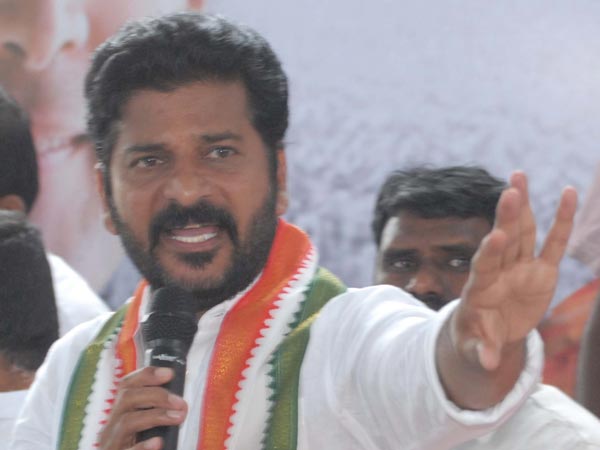 మల్కాజ్ గిరి పై దృష్టి పెట్టిన కేసీఆర్ .. రేవంత్ మళ్ళీ టార్గెట్ అవుతారా 