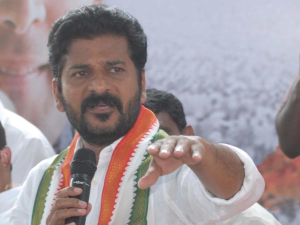  మ‌ల్కాజి గిరిలో రేవంత్ స్పీడు..! గులాబీ కొత్త అభ్య‌ర్థి అందుకునేనా..?