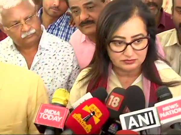 BJP To Back Sumalatha Ambareesh Contesting As Independent From Mandya In Karnataka BJP To Back Sumalatha Ambareesh Contesting As Independent From Mandya In Karnataka