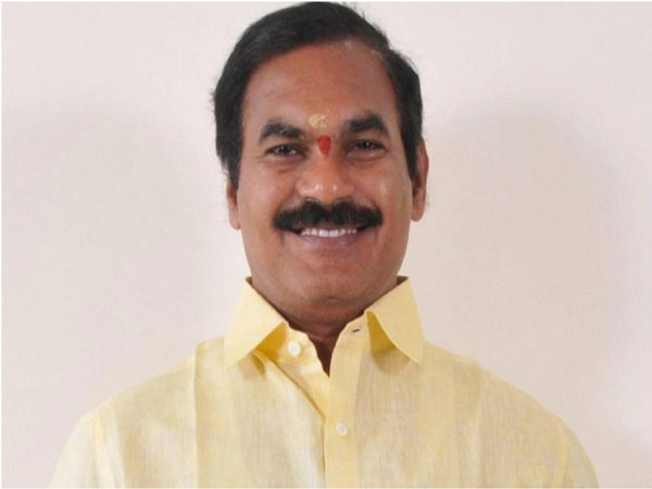 తోట త్రిమూర్తులు ఎటు..