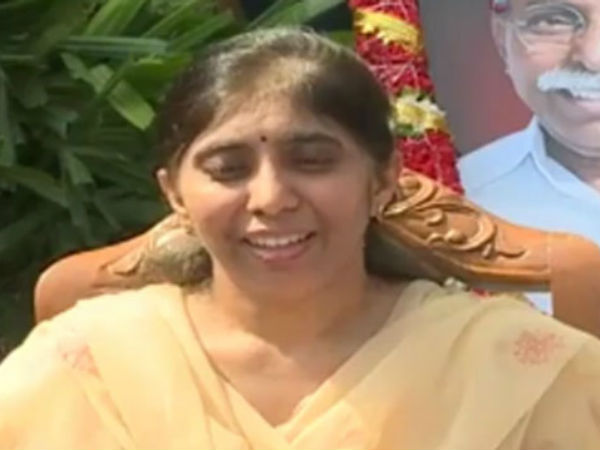 Chandra babu statements may impact on SIT : Sunith complaint to CEO