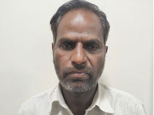 యూట్యూబ్ లో షర్మిల పై అసభ్యమైన పోస్టులు చేసిన వ్యక్తి యూట్యూబ్ లో షర్మిల పై అసభ్యమైన పోస్టులు చేసిన వ్యక్తి