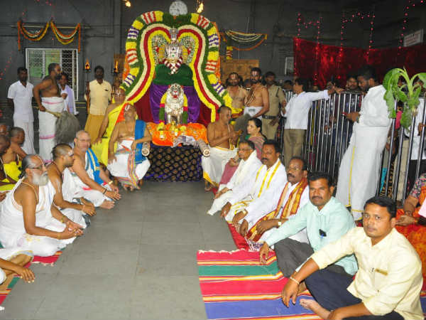 నేడు జగన్మోహినిగా స్వామి.. అట్టహాసంగా ఎదురుకోలు ఉత్సవం 