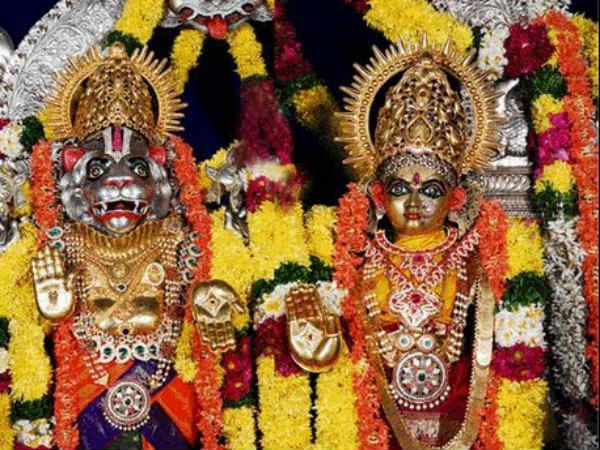 నేడు శ్రీ కృష్ణావతారంలో పురవీధులలో స్వామి విహారం 