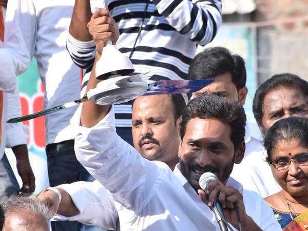 జేసి ఇలాకాలోకి జ‌గ‌న్..