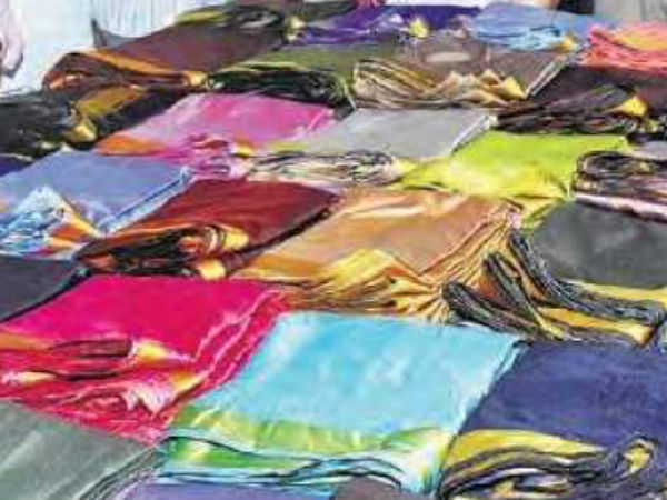 అప్పట్లో బతుకమ్మ చీరల రివ్యూలో రేవంత్ రెడ్డి వివాదం 